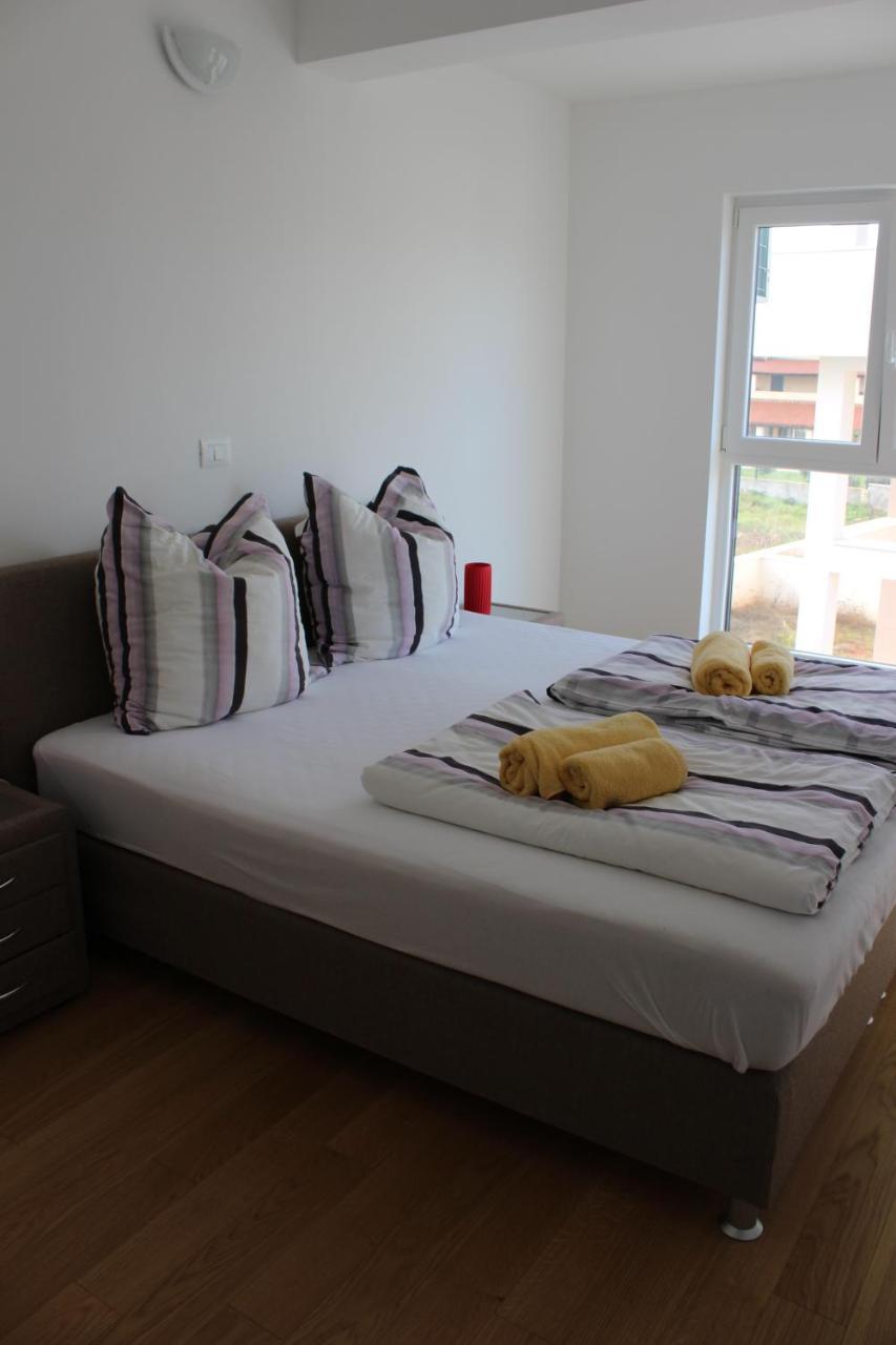 Apartmani Uwe บานโจเล ห้อง รูปภาพ