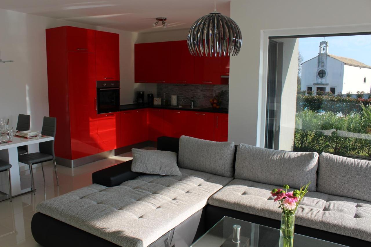 Apartmani Uwe บานโจเล ห้อง รูปภาพ